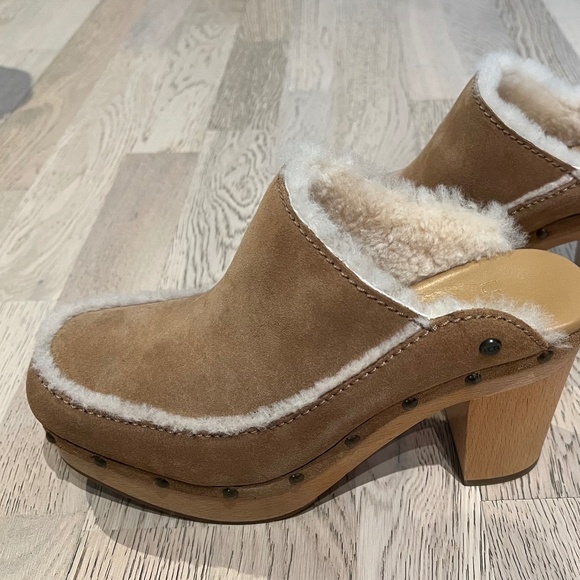 UGG Aubriana - chestnut - size 9 - Picture 1 of 7